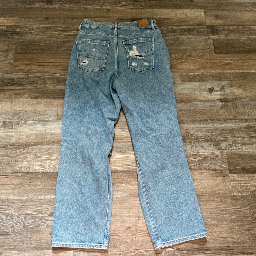 American Eagle Highest Rise 90s Boyfriend Distressed Jeans Womens 10 Regular - Picture 4 of 8